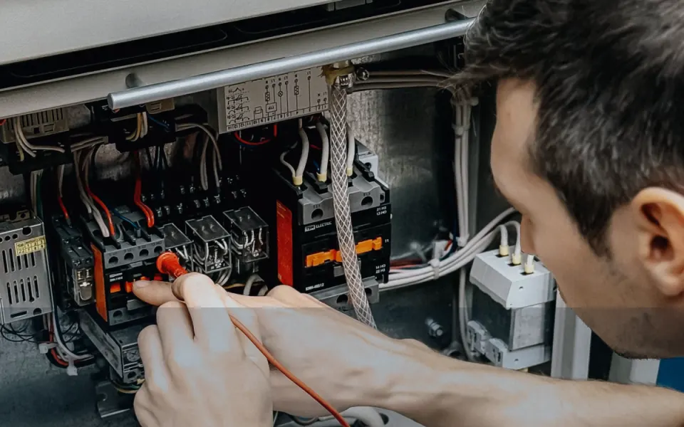 Daikin — Обслуживание и сервис VRF: инженерное руководство · 11